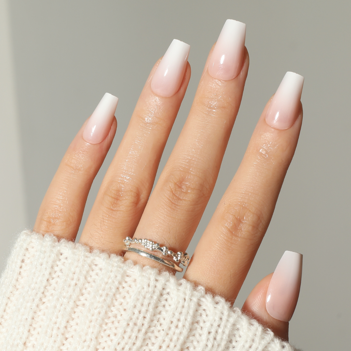 Baby Boomer Nude Medium Coffin,Ellie Vincy Press on Nails,Medium  Coffin,Ombre, White press on nails,28 pcs, False nails,Reusable,Glue on nails,Sticky on nails,Pop on nails